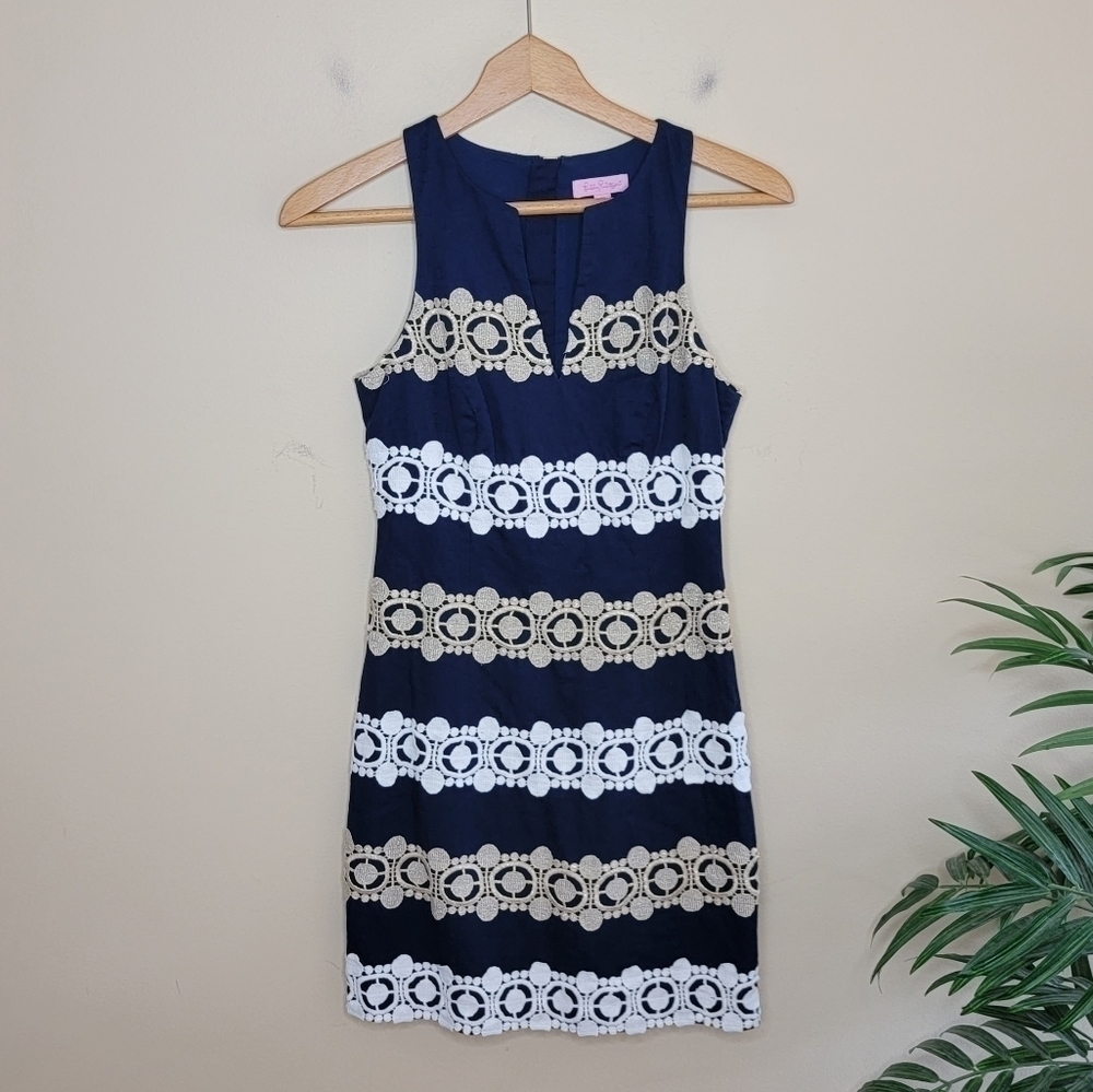 Lilly Pulitzer Augusta Gold White Lace Stripe Navy Blue Sheath Dress Size 00